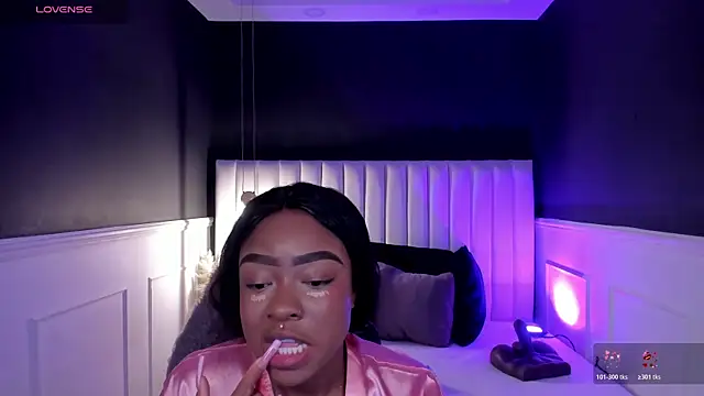 mia schwarz online show from 04/16/26, 11:55