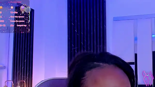 mia schwarz online show from 11/17/25, 08:46