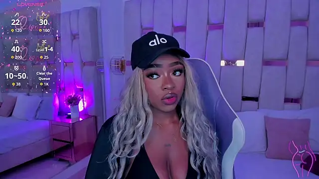 mia schwarz online show from 04/13/26, 03:10