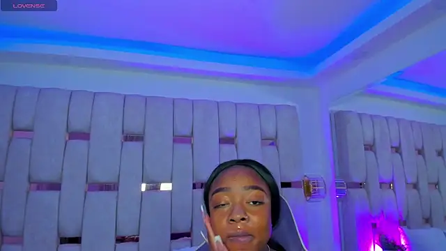 mia schwarz online show from 03/02/26, 09:55