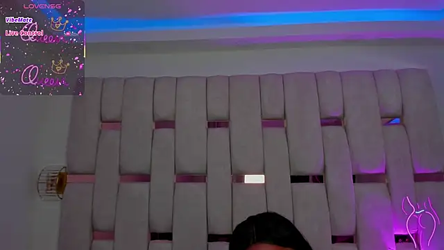 Snapshot of mia_schwarz chatting on 04/19/26, 01:56 mia schwarz online show from 04/19/26, 01:56