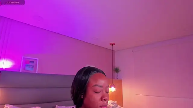 mia schwarz online show from 02/26/26, 12:16