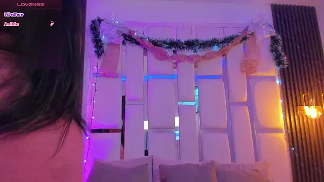 mia schwarz online show from 12/04/25, 09:03