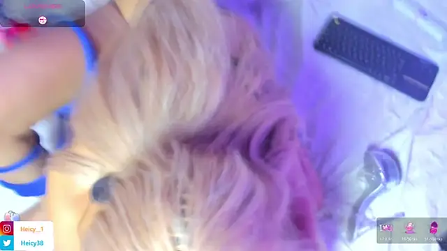 Heicy  online show from 03/24/26, 08:31