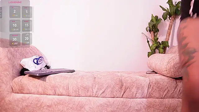 Mikubani18 online show from 09/30/25, 09:15