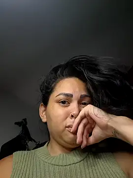 Snapshot of Mily_pao1 chatting on 09/13/25, 06:35 Mily pao1 online show from 09/13/25, 06:35