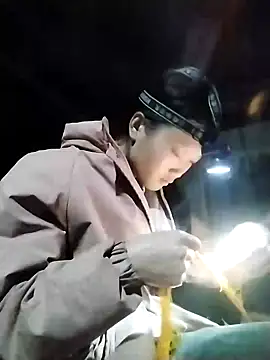 lytamye online show from 12/18/24, 11:24