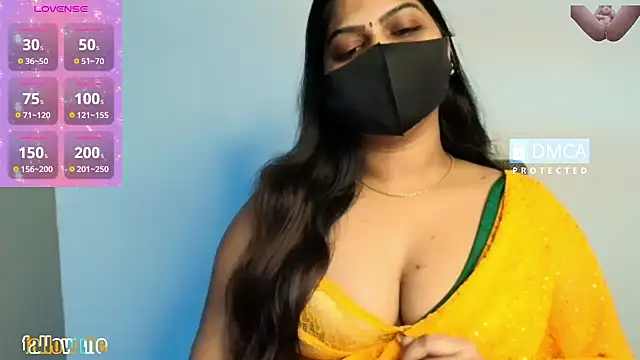 Snapshot of sameeksha_9 chatting on 12/01/25, 12:17 sameeksha 9 online show from 12/01/25, 12:17