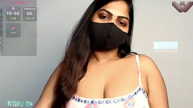 Snapshot of sameeksha_9 chatting on 09/29/25, 10:48 sameeksha 9 online show from 09/29/25, 10:48
