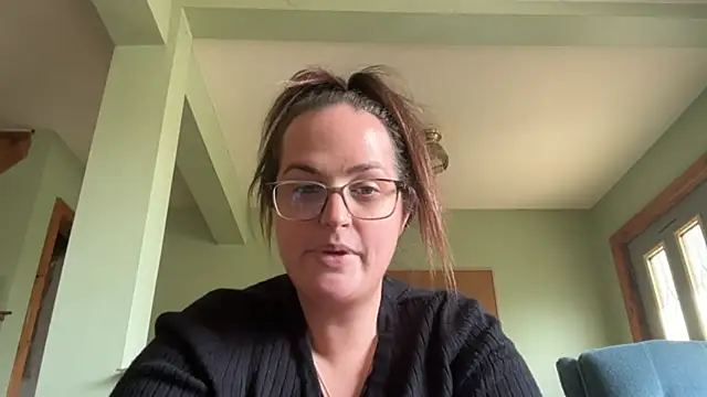 Quinnrose0420 online show from 09/17/25, 07:05