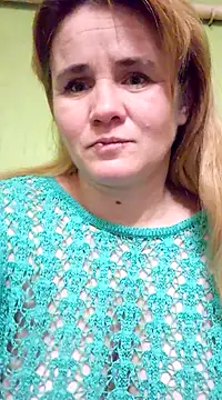Snapshot of SannyMILF chatting on 12/15/24, 02:27 SannyMILF online show from 12/15/24, 02:27