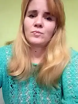 Snapshot of SannyMILF chatting on 12/05/24, 11:12 SannyMILF online show from 12/05/24, 11:12