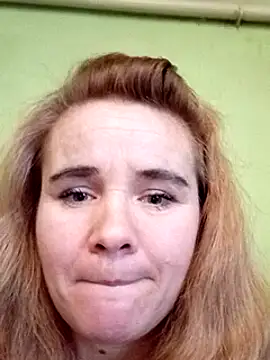 Snapshot of SannyMILF chatting on 01/02/25, 09:54 SannyMILF online show from 01/02/25, 09:54