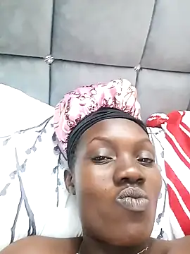 Slimthick900 online show from 02/22/25, 06:52