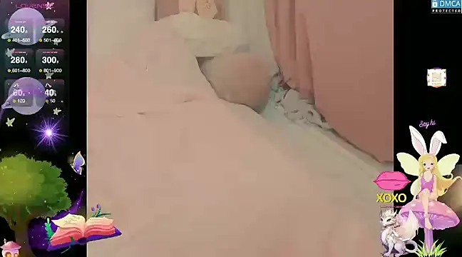 Snapshot of Blondecandie chatting on 03/07/25, 04:55 Blondecandie online show from 03/07/25, 04:55