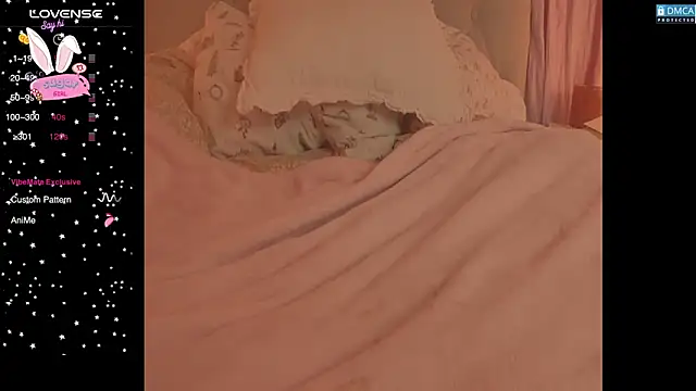 Blondecandie online show from 04/04/26, 08:04