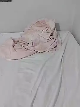 Snapshot of Sweet-diamondxxx chatting on 01/14/25, 11:05 Sweet-diamondxxx online show from 01/14/25, 11:05