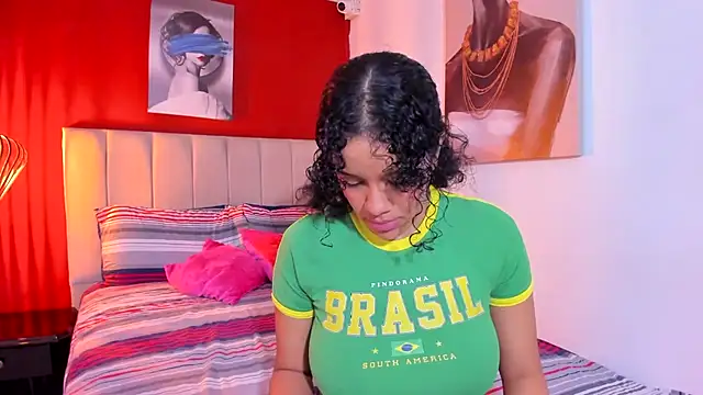 Snapshot of vanesasexyhot21 chatting on 11/09/25, 02:48 vanesasexyhot21 online show from 11/09/25, 02:48