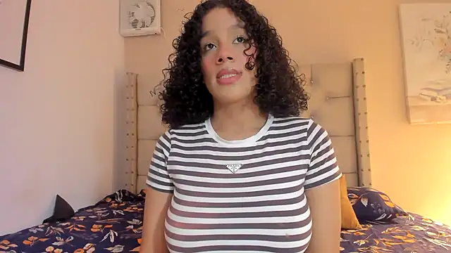 vanesasexyhot21 online show from 12/19/25, 02:15