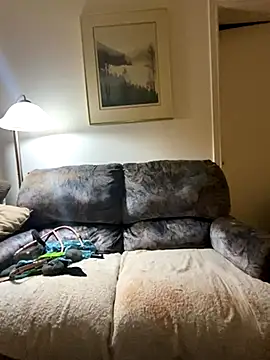 Snapshot of kikiwonderbar chatting on 12/04/25, 01:26 kikiwonderbar online show from 12/04/25, 01:26