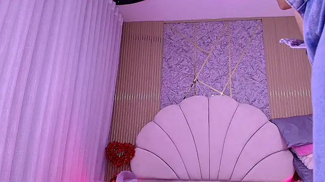 aisha sh online show from 03/10/26, 11:58