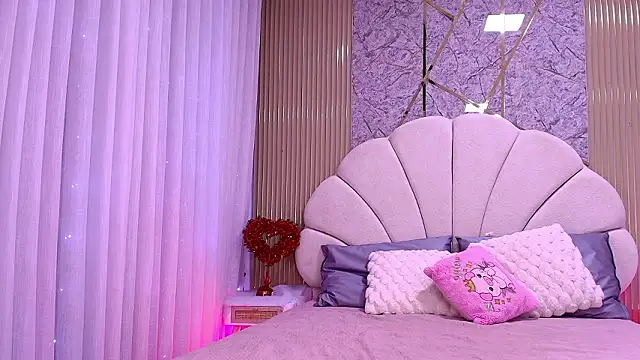 aisha sh online show from 03/12/26, 11:58