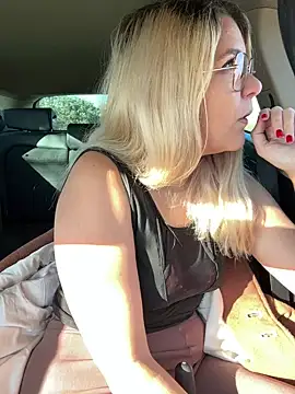 EmyLana online show from 01/15/26, 11:02