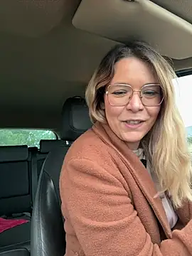 EmyLana online show from 03/06/26, 07:36