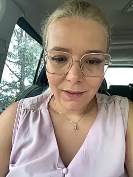 EmyLana online show from 09/10/25, 08:24