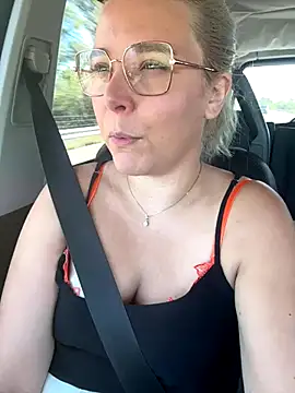 EmyLana online show from 09/18/25, 08:28