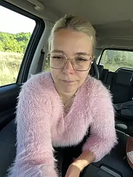 EmyLana online show from 09/27/25, 08:31