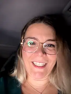 EmyLana online show from 06/03/26, 08:13