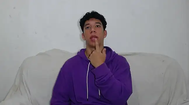 ethan noir online show from 02/22/25, 08:09