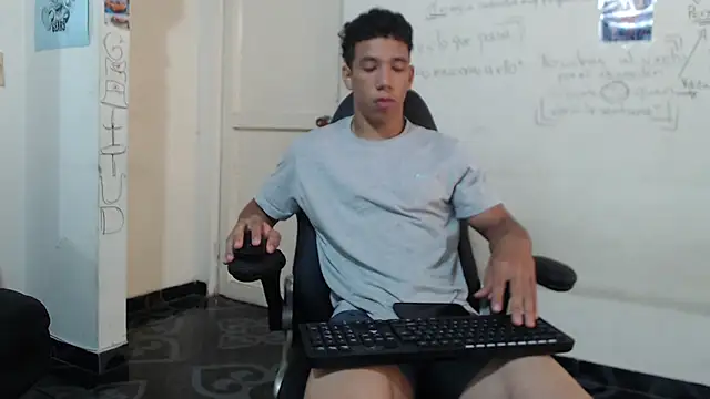 ethan noir online show from 02/02/26, 02:38