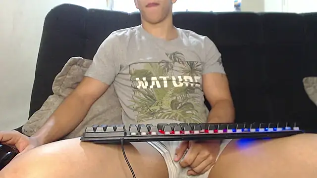 ethan noir online show from 11/26/25, 10:37