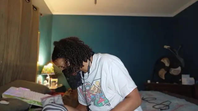 CurlyNony online show from 09/25/25, 10:49