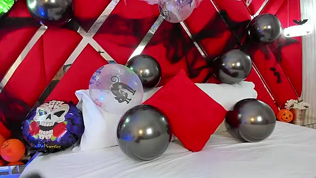 SusanCouper online show from 10/27/25, 10:44