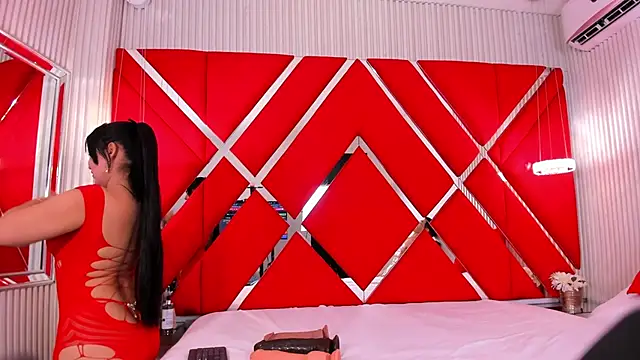 SusanCouper online show from 10/04/25, 10:44