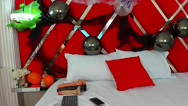 SusanCouper online show from 10/29/25, 10:42