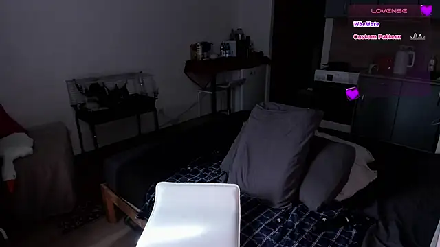 Natural pussy online show from 04/21/26, 07:48