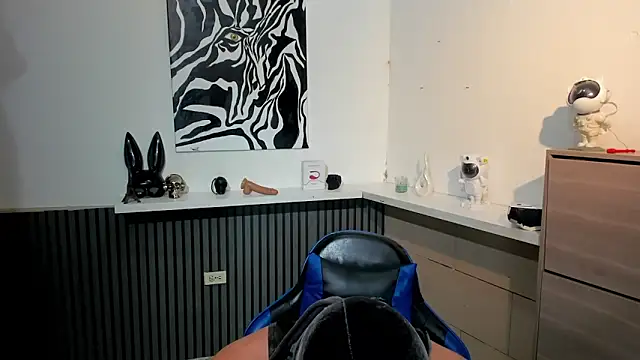 Daemon21 online show from 12/17/25, 08:25