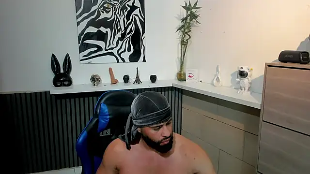 Daemon21 online show from 12/04/25, 09:58