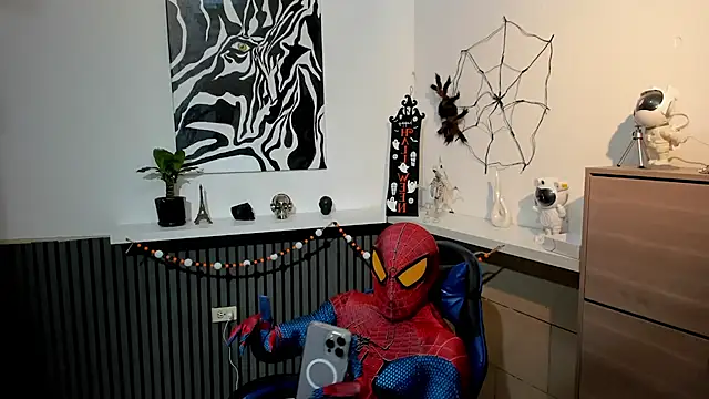 Daemon21 online show from 10/30/25, 09:33