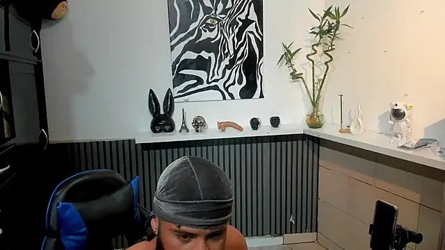 Daemon21 online show from 11/19/25, 10:10