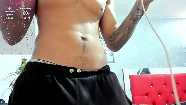 Snapshot of pepe_joness chatting on 12/05/25, 01:32 pepe joness online show from 12/05/25, 01:32