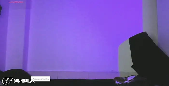 larissa01  online show from 03/02/26, 10:17