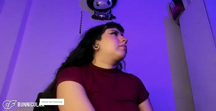 larissa01  online show from 03/25/26, 06:07