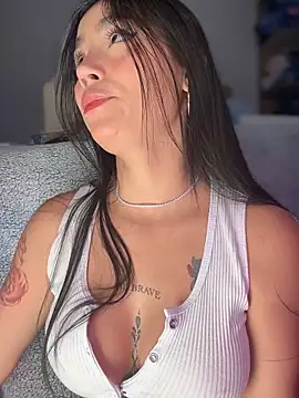 -Loren- online show from 12/02/25, 11:23