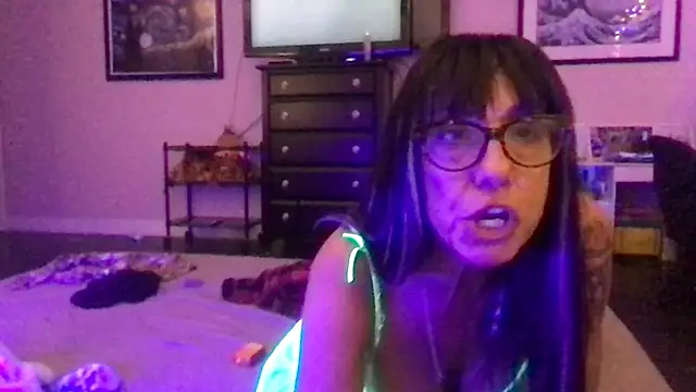 Snapshot of karrmmaa chatting on 10/02/25, 04:16 karrmmaa online show from 10/02/25, 04:16