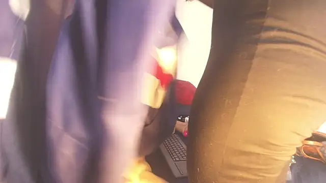 Snapshot of Evelonga_707 chatting on 02/11/26, 07:03 Evelonga 707 online show from 02/11/26, 07:03